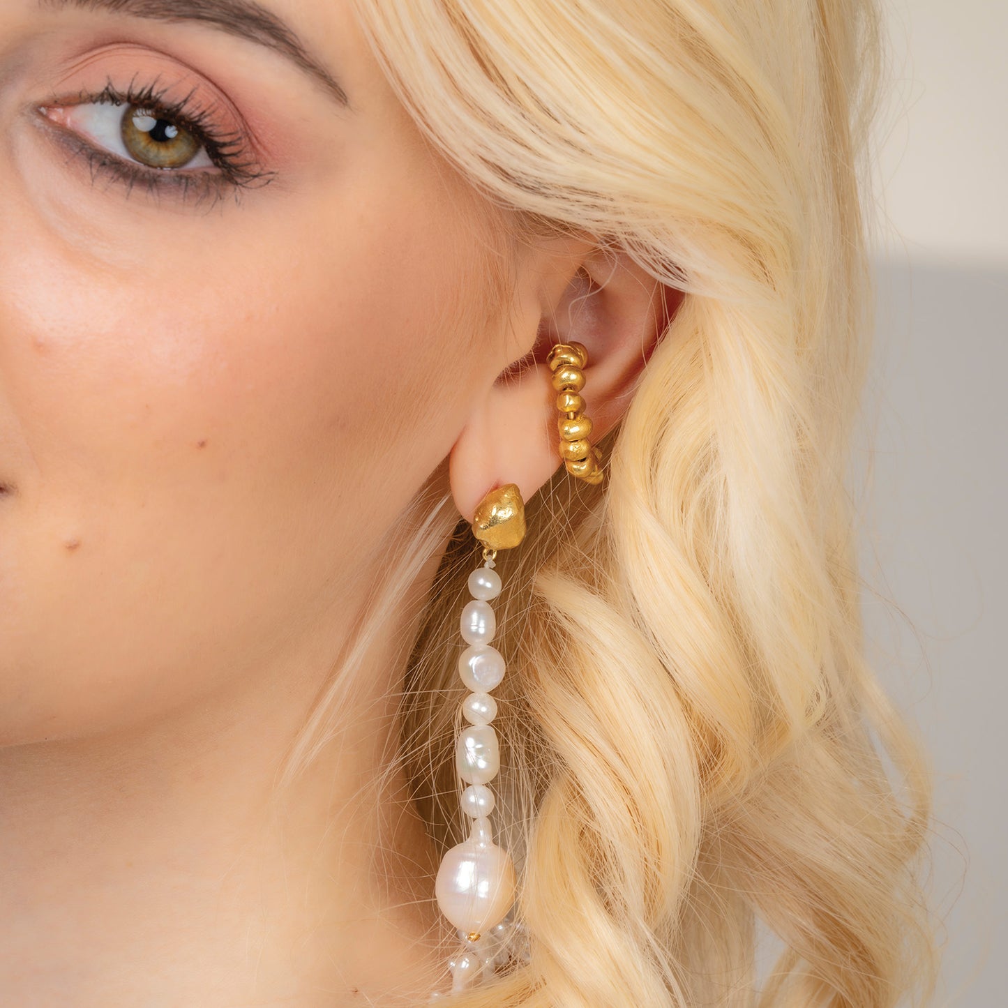 Molten Amorphous Bead Ear Cuff Small ( Single Piece )