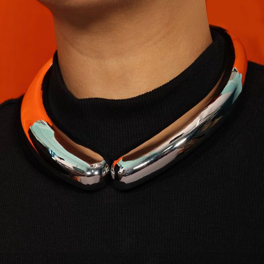 Solis Collar Necklace Silver