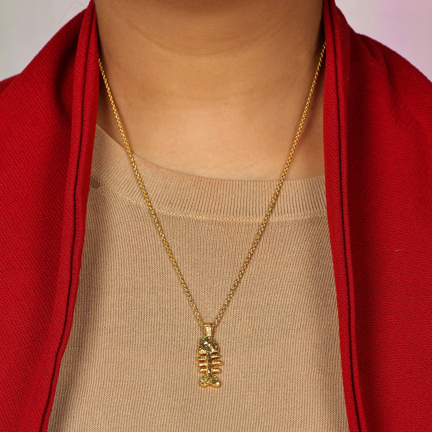 Machli Silhouette Necklace