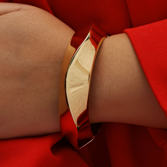 Golden Edge Openable Cuff Bangle
