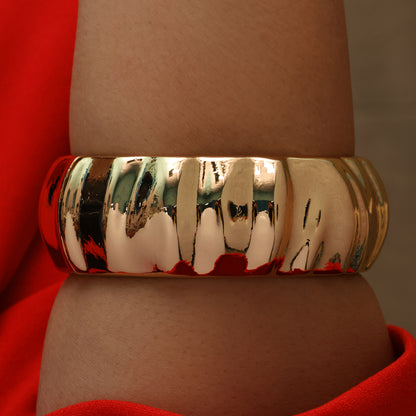 Golden Twine Openable Cuff Bangle