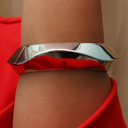 Silver Edge Openable Cuff Bangle