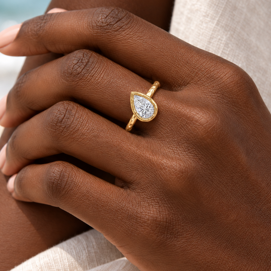 Lyra 9kt Gold Lab Grown Diamond Ring