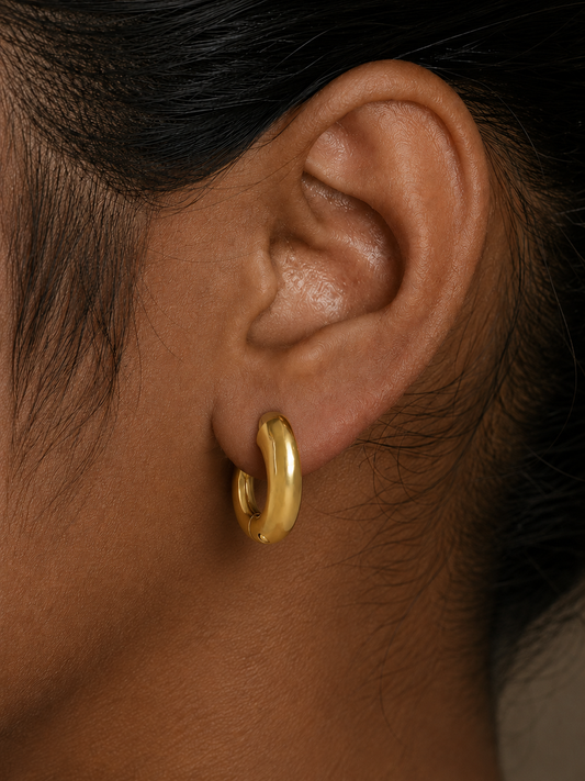 Wildbud Huggies Earrings in 925 Sterling Silver