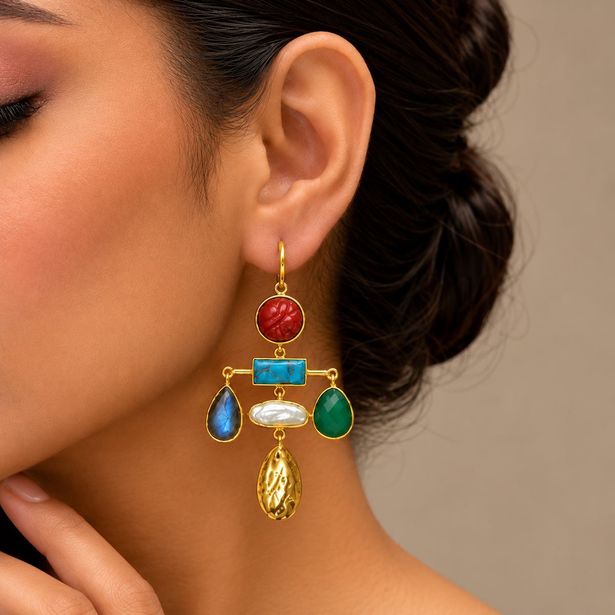 Coral Fishtail Mismatched
Earring