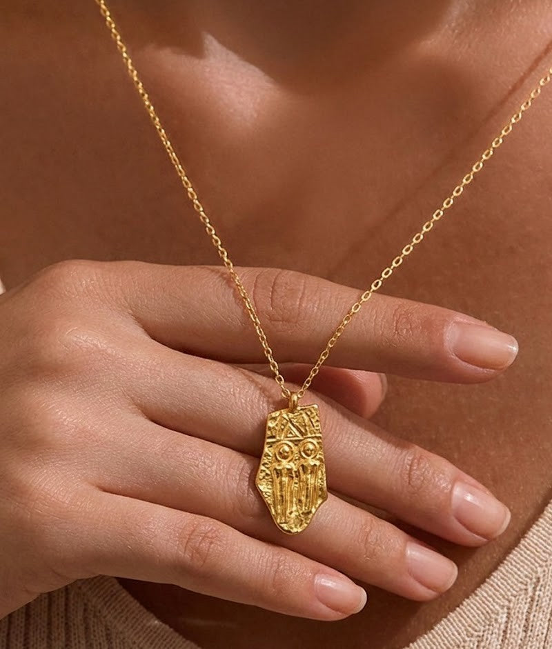 Hastakshar 92.5 Sterling Silver Pendant Necklace