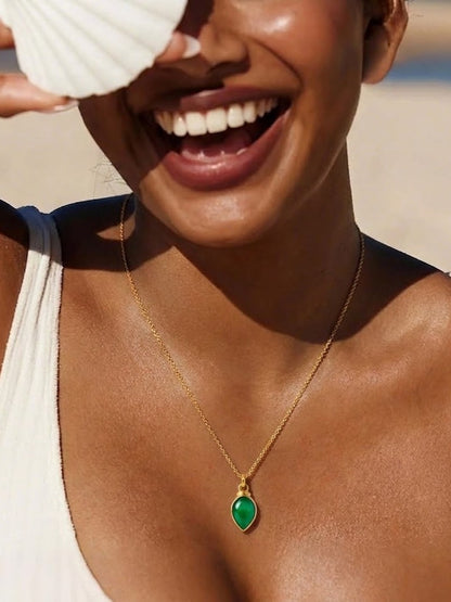 Green Onyx Teardrop Solitaire Chain Necklace