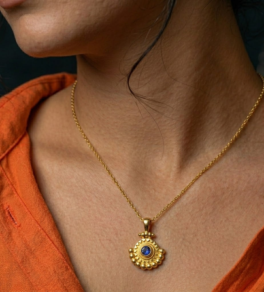 Vintage Amulet Necklace in 92.5 Sterling Silver