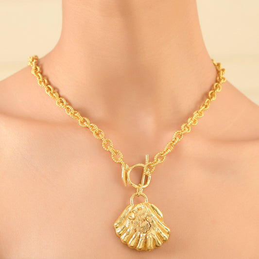 Oasis Shell Necklace