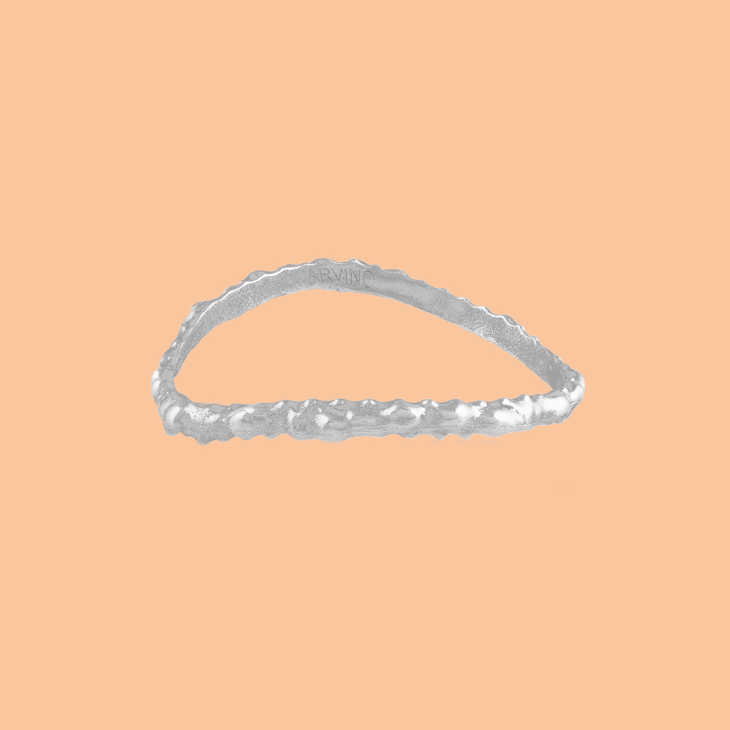 Rocky Outmodeled Bangle Silver