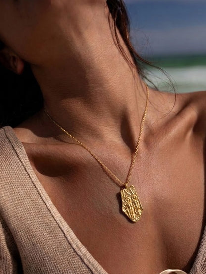 Hastakshar 92.5 Sterling Silver Pendant Necklace