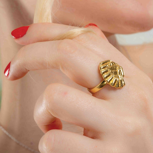 Oasis Shell Ring