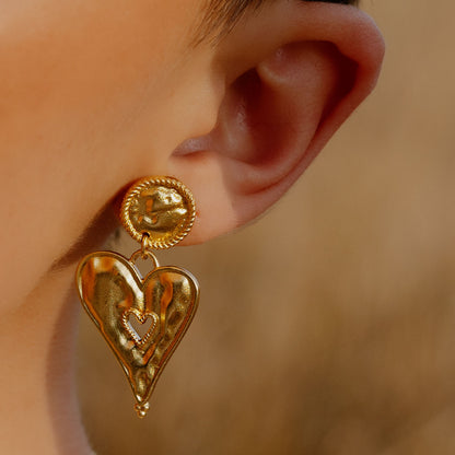 Sculpted Heart Earring