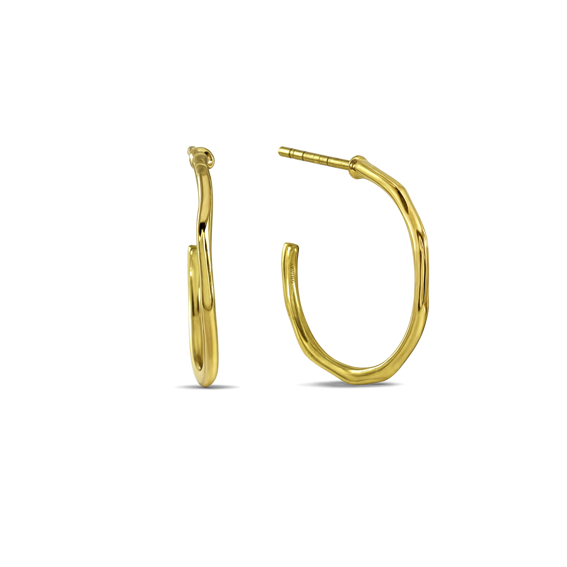 A pair of classic Gold plated hoop earrings in 925 Sterling silver.