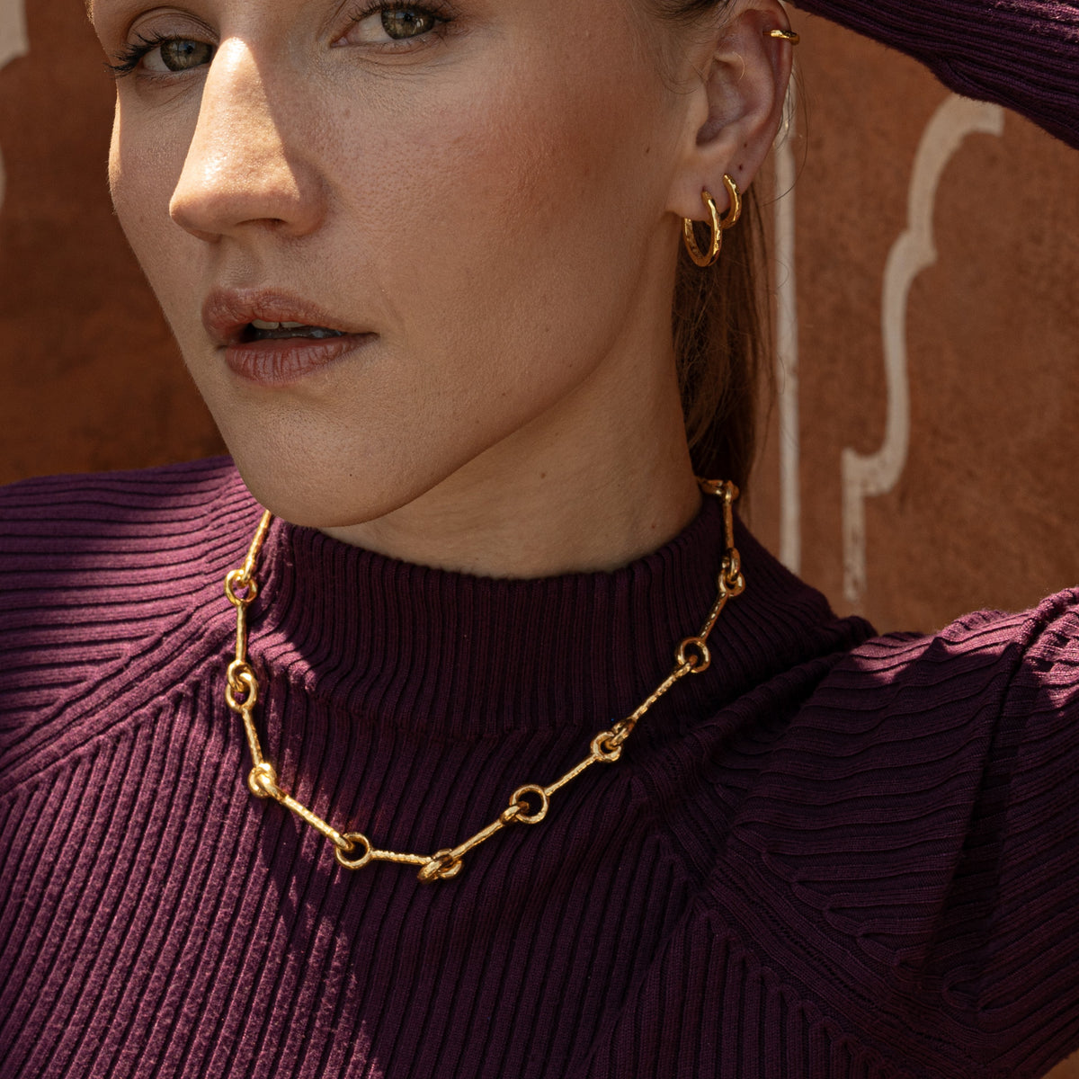 Interlinked Knot Chain Necklace
