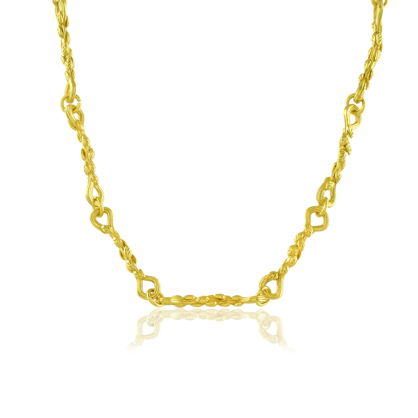 Textured Foliage Link Chain Necklace
