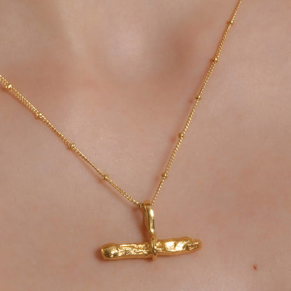 Close shot of Monolith Necklace in 925 Sterling Silver by arvino