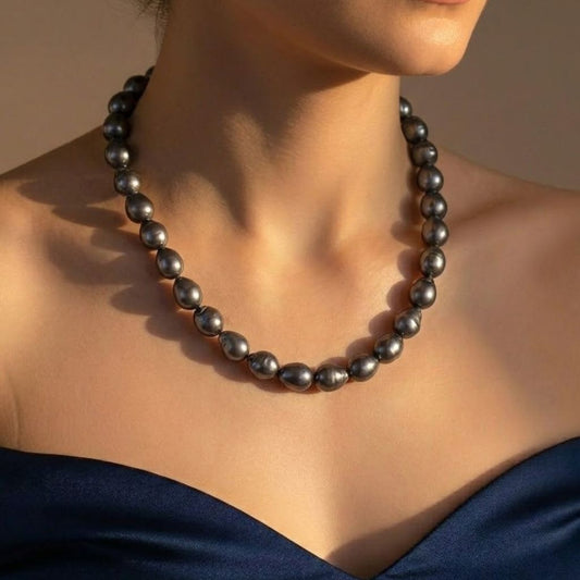 Baroque Nightfall Necklace