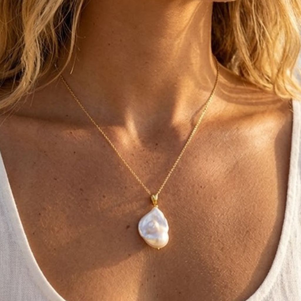 Pearl Drop Elegance Charm