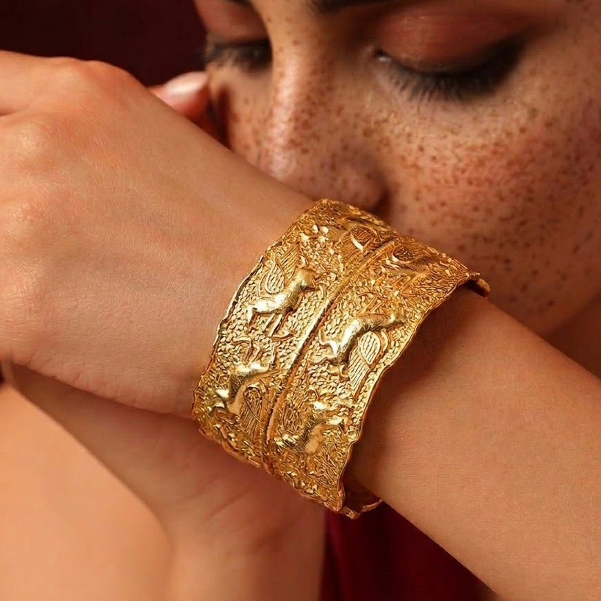 Thar Texture Cuff