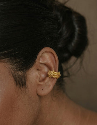 Dotted Ripple Ear Cuff ( Single Piece )