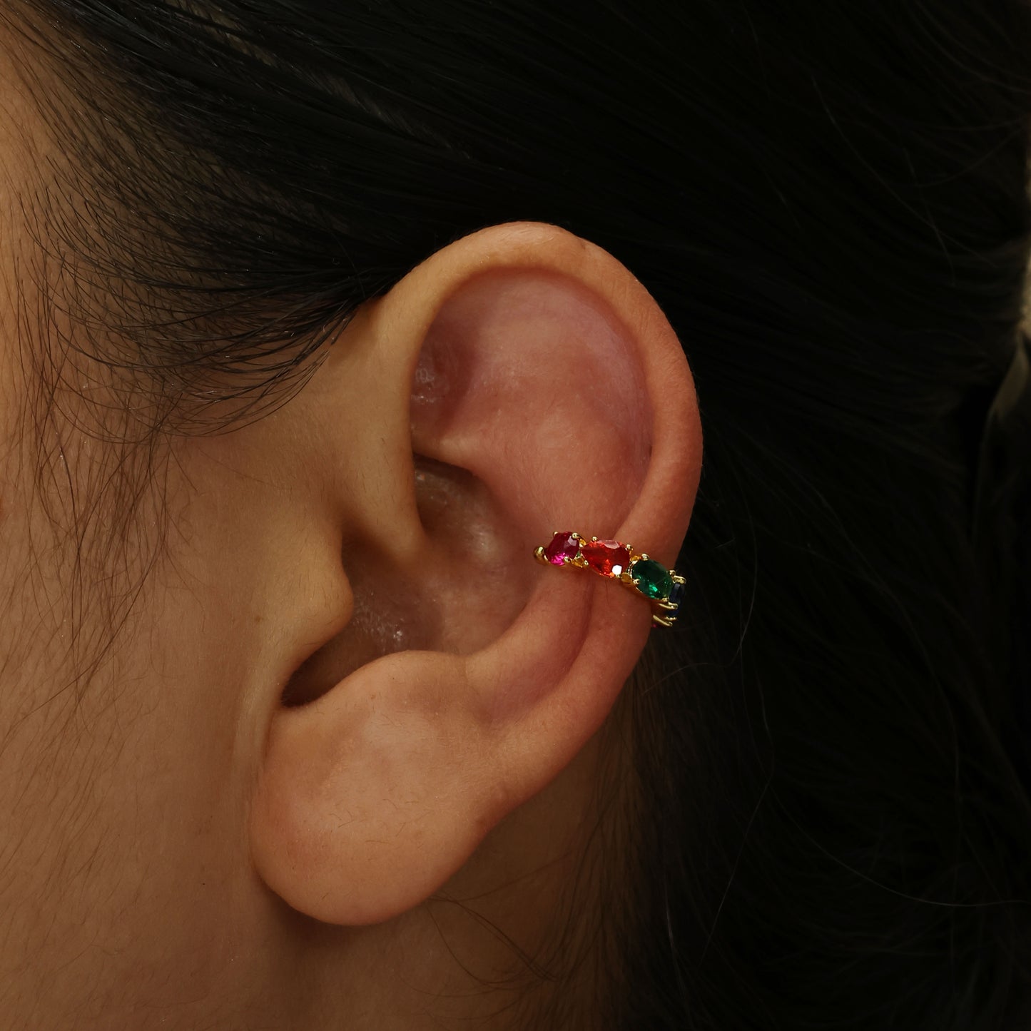 Close up model shot of arvino Multihued Crescendo Ear Cuff| Gold plated Earcuff|Demifine Earcuff