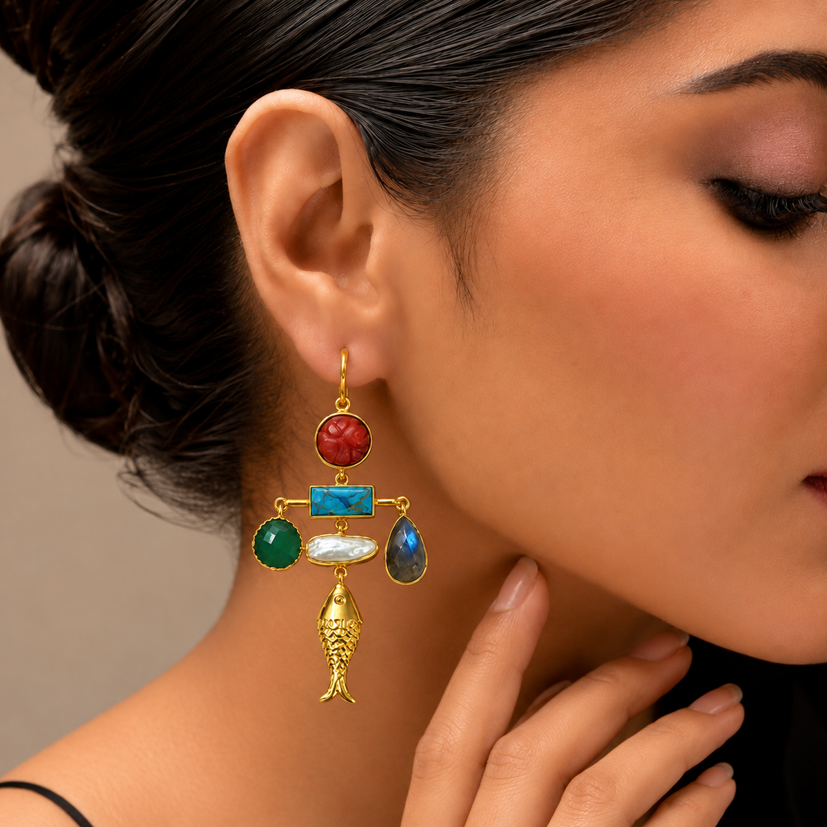 Coral Fishtail Mismatched
Earring