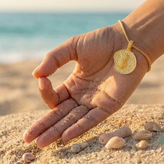 Pineapple Welcome Charm