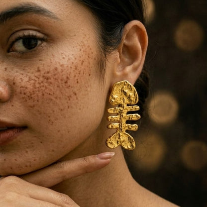 Machli Silhouette Studs in 92.5 Sterling Silver