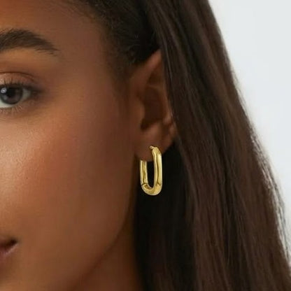 Bold Curve Huggies Earrings in 925 Sterling Silver